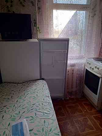 Сдам 1-но комнатную в Пролетарском р-не на Щетинина. Всё необходимое есть. Донецк