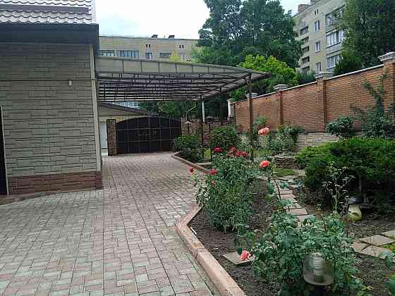 продам дом 2х.эт. Донецк