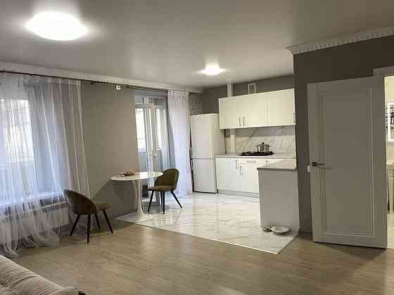 Сдам просторную 2кв. в Калининском районе по бульвару Шевченко. Донецк