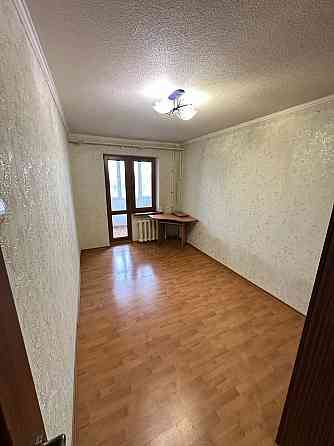 Продается 3 к. кв. б-р Школьный Донецк