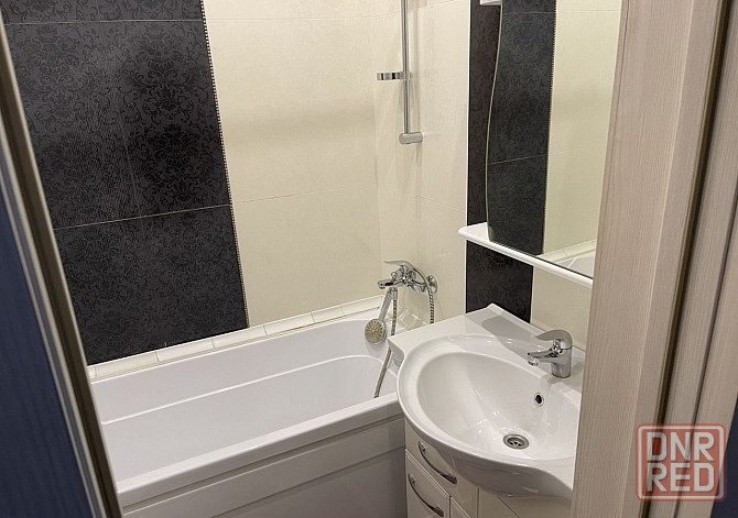 Сдам 1-комнатную квартиру в Ленинском районе, Оцкб. Донецк - изображение 2