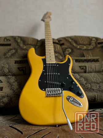 Продаю электрогитару Irin (Stratocaster) с синглами (SSS) Донецк - изображение 1