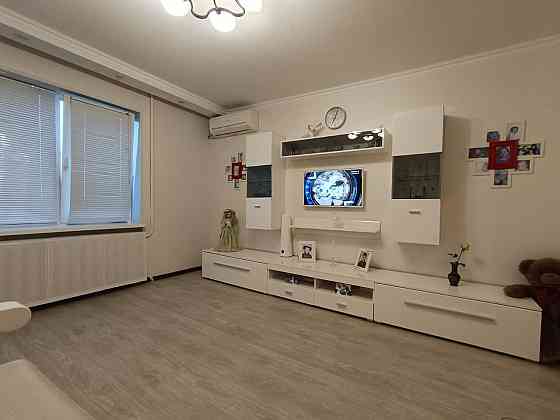 Продам 2х ком. квартиру в Будённовском районе, пл Буденного Донецк