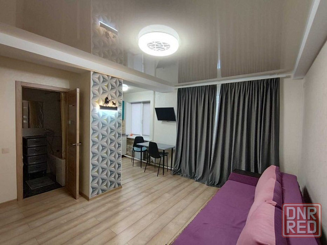 Сдаётся квартира студия в Ленинском районе, ул. Куйбышева, 28 Донецк - изображение 1