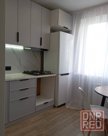 Продажа 3 комн. квартиры, кв-л Шахтёрский Макеевка - изображение 8