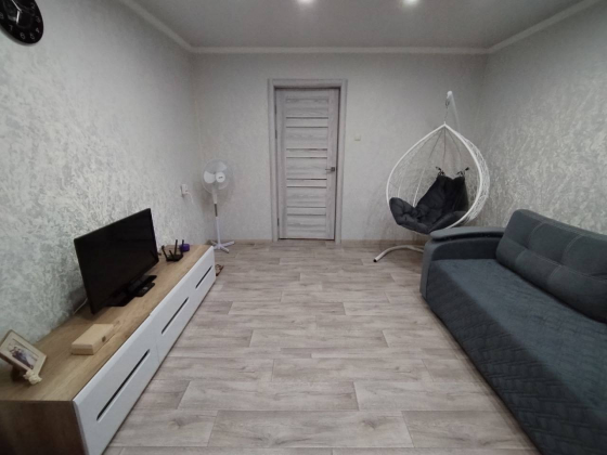 Продажа 2 комн. квартиры, м-н Зелёный Макеевка