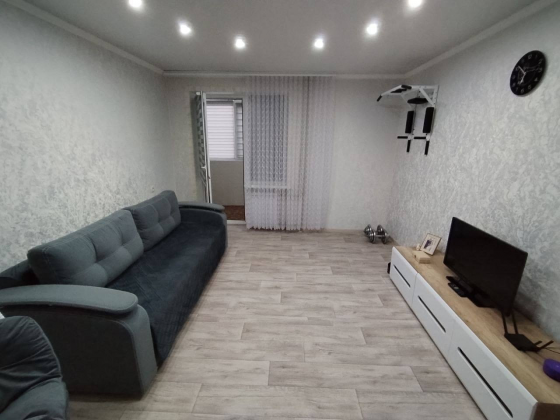 Продажа 2 комн. квартиры, м-н Зелёный Макеевка