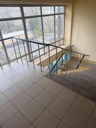 Продажа офисных этажей в административном здании Донецк