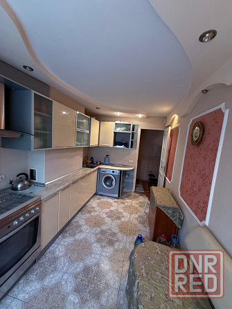 Продам 3-х комнатную. квартиру в Червоногвардейском районе, ул.Чубаря Макеевка - изображение 2