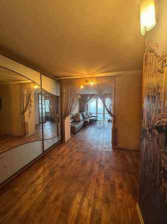 Срочная продажа по выгодной цене! 3-комнатная квартира с дизайнерским ремонтом на ул. Артема Донецк