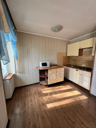 Продажа 2-комнатной квартиры 5/5 в г. Донецк, проспект Панфилова, ориентир кольцо Смолянка Донецк