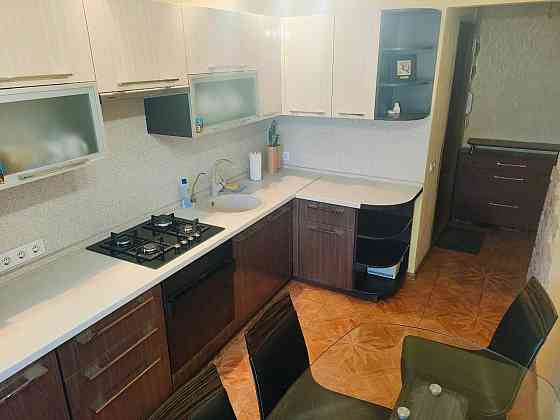 Продам 2 комн 6/9 Калининский рынок Донецк