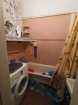 Продажа 2 комнатной квартиры Город Харцызск ул. Октябрьская Харцызск