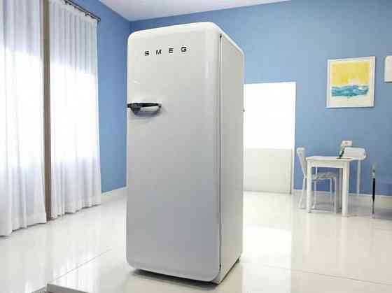 Холодильник SMEG FAB28RB1 компактная классика ретро-дизайна с итальянским акцентом Шахты