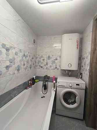 Отличный дом с ремонтом и участком! Мариуполь