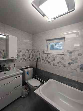 Отличный дом с ремонтом и участком! Мариуполь