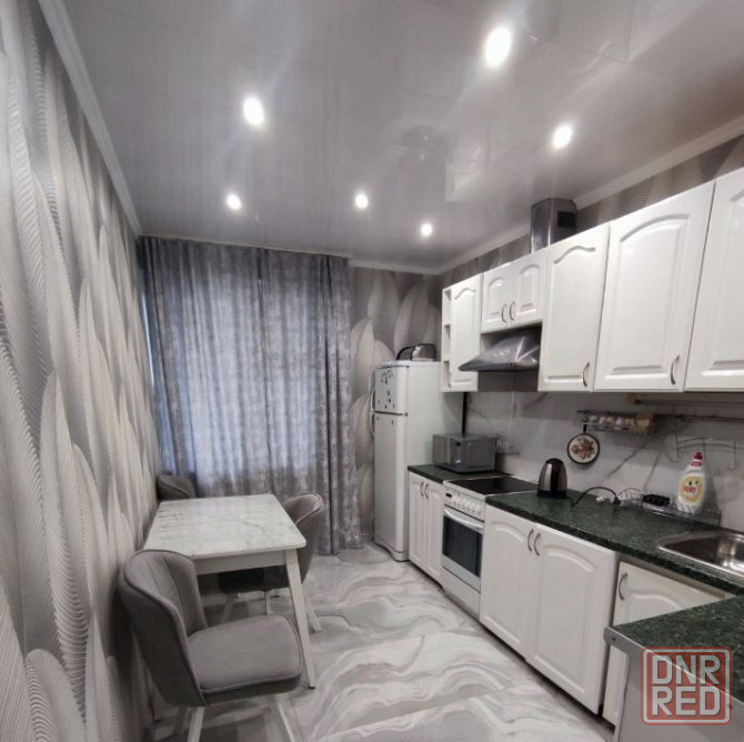 Сдаётся однокомнатная квартира в Ворошиловском районе, пр. Ильича. Донецк - изображение 1