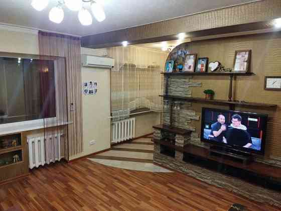 продажа трёхкомнатной квартиры в центре калининского района (пересечение улиц б. Шевченко и м. Ульян Донецк