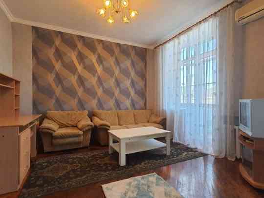 Сдам отличную 2-комнатную квартиру 50м2 Донецк