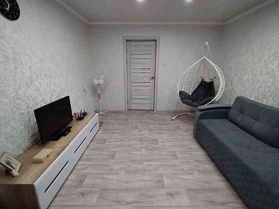 Продам 2х ком квартиру.Зеленый.3 этаж Макеевка