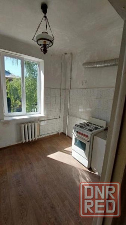 Продается 2х. комн сталинка , Пролетарский р-н , рынок Объединенный , 2/3 Донецк - изображение 1