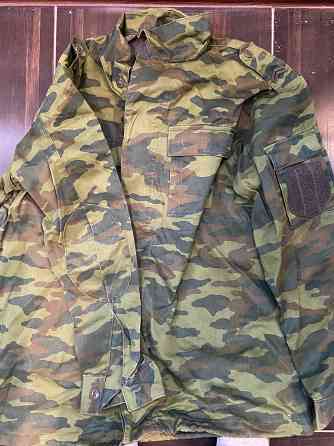 Продам бронежилет и три комплекта одежды Донецк