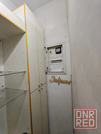 Шкаф торговый Донецк - изображение 2