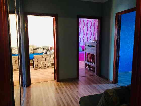 Трехкомнатная 70 м2 на Артема Донецк