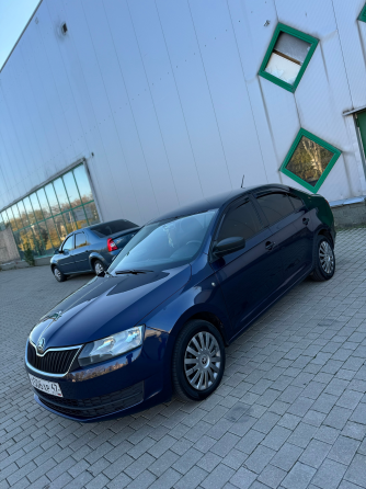 Skoda Rapid 1.6 не такси! Макеевка