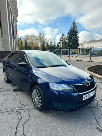 Skoda Rapid 1.6 не такси! Макеевка