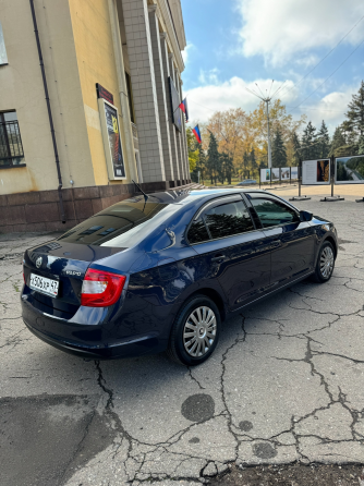 Skoda Rapid 1.6 не такси! Макеевка