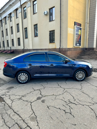 Skoda Rapid 1.6 не такси! Макеевка
