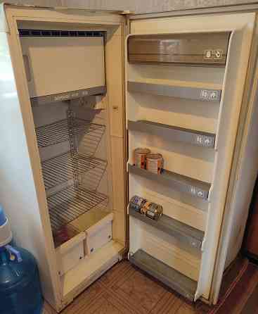 Продам. Холодильник б/у Донецк