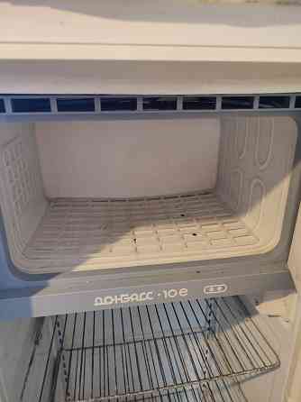 Продам. Холодильник б/у Донецк