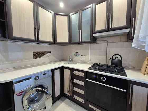 Сдам 2-комнатную квартиру в Калининском районе, Грузия. Донецк