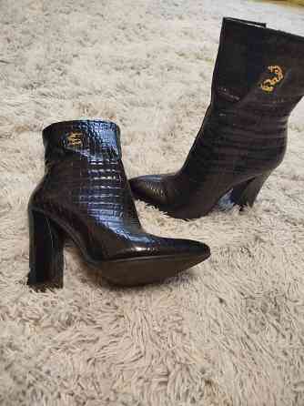 Продам осенние сапожки Донецк