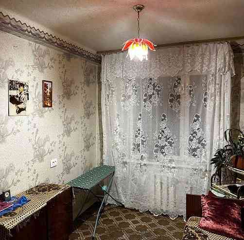 Продам 3к.кв. Кировский р-н. мкр.Бирюзова-2. Ориентир поликлиника 25. Донецк
