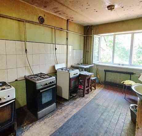Продам 1к.кв в общежитии. Калининский район. Ориентир ост.Свято-Покровский Храм. Донецк