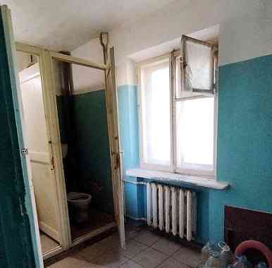 Продам 1к.кв в общежитии. Калининский район. Ориентир ост.Свято-Покровский Храм. Донецк