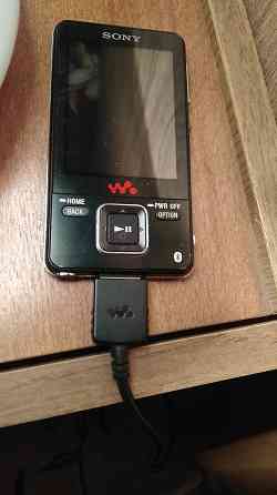 Цифровой проигрыватель мультимедиа Sony NWZ- A826K + беспроводные стереонаушники Sony Донецк