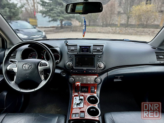 продам большой, комфортный, семейный автомобиль Toyota Highlander 2011 года. Донецк - изображение 6