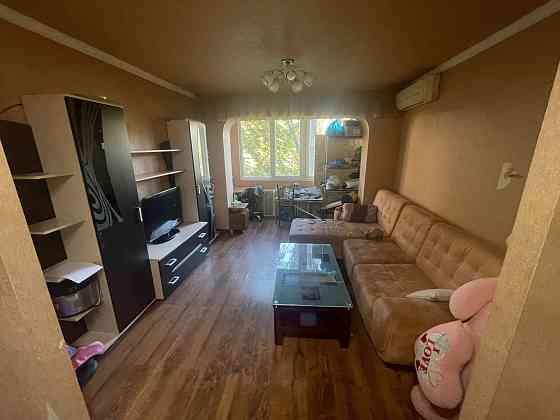 Продам 3-х ком квартиру.м-н Центральный.3 этаж Макеевка