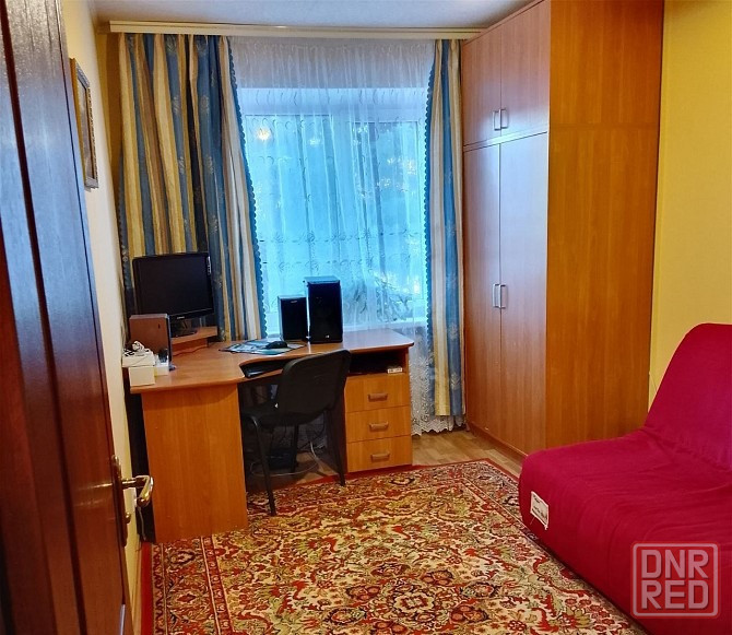 Двухкомнатная на пл. Бакинских Донецк - изображение 1