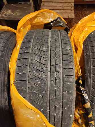 Продам шины зимние Triangle SnowLink PL02 225/40 R19 93V Донецк