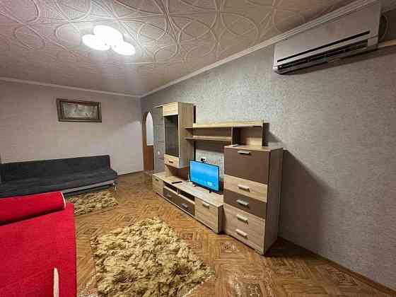 Сдам 1 комнатную квартиру от собственника в Буденновском районе, улица Октября, 18 Донецк