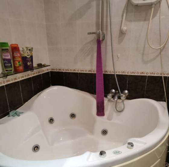 трехкомнатная квартира Донецк