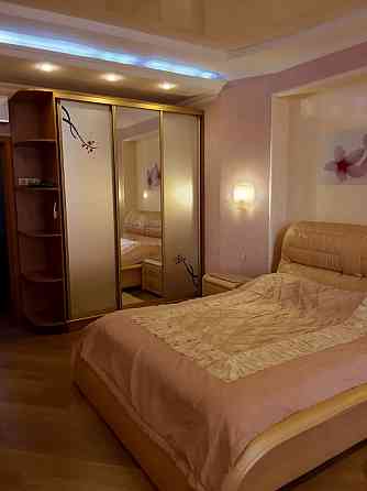 3-к. квартира в Ворошиловском р-не по бул. Шевченко Донецк