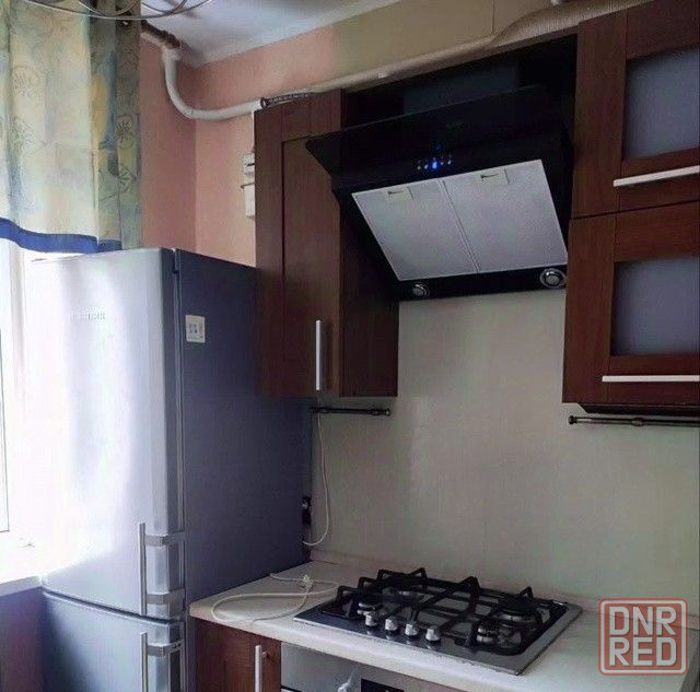 Срочная сдача двухкомнатной квартиры в Калининском районе, 56кв.м, 3 этаж девятиэтажного дома. Донецк - изображение 1