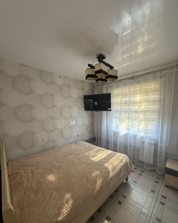 Сдаю двухкомнатную квартиру в Пролетарском районе Донецк