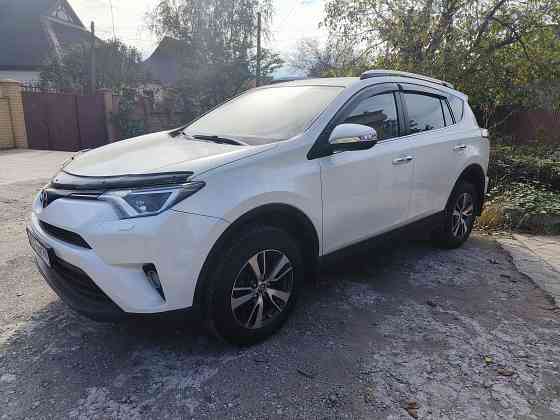 Toyota rav4 2017 Макеевка